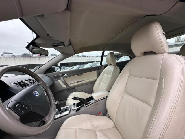 Volvo C70 image 5