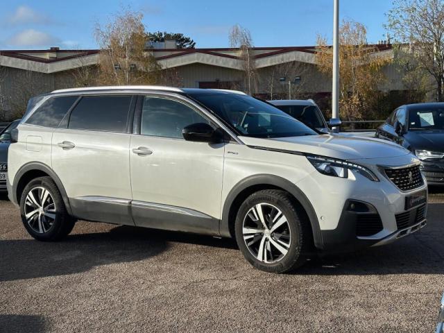 Peugeot 5008 image 9
