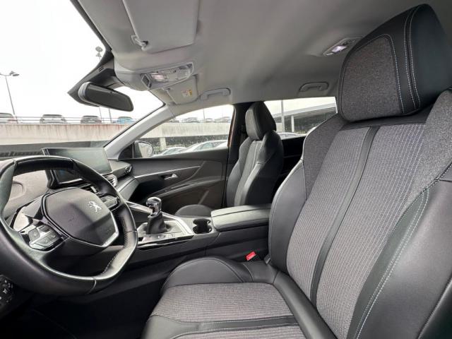 Peugeot 5008 image 4