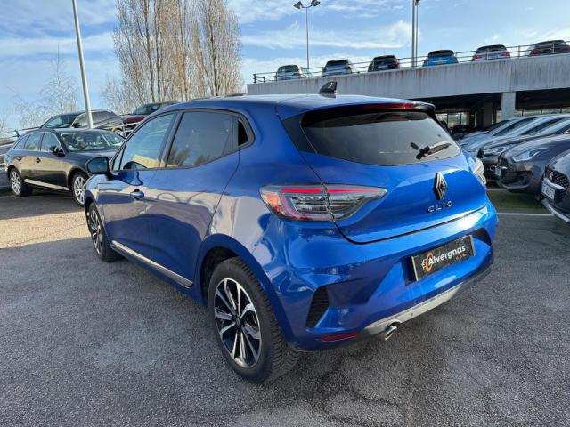 Renault Clio image 9