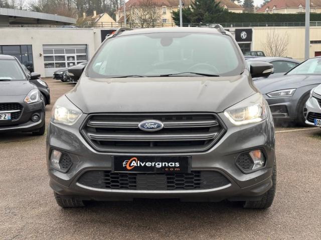 Ford Kuga image 1