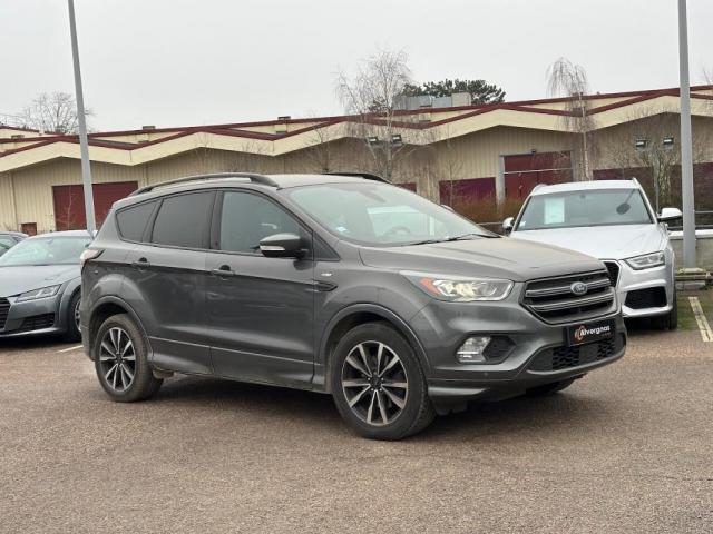 Ford Kuga image 9