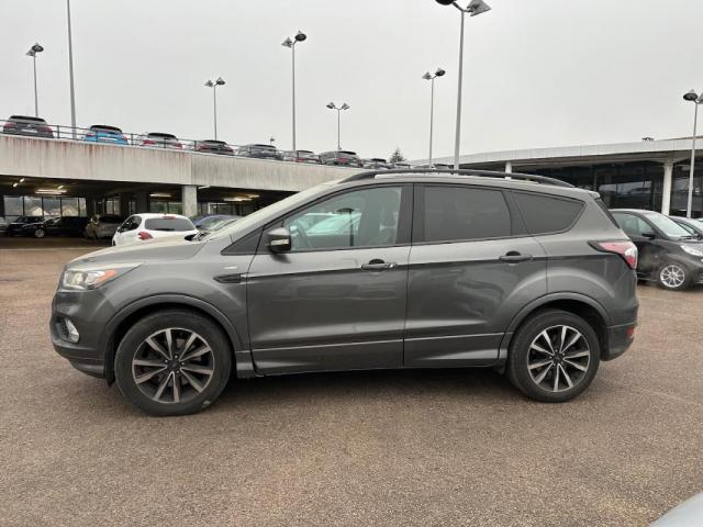 Ford Kuga image 5