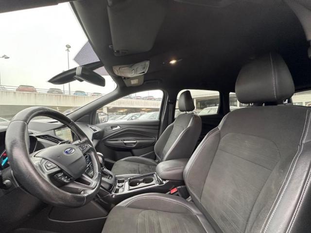 Ford Kuga image 3
