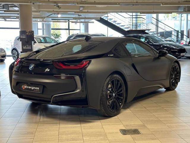 Bmw I8 image 3