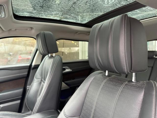 Land Rover Range Rover Velar image 6