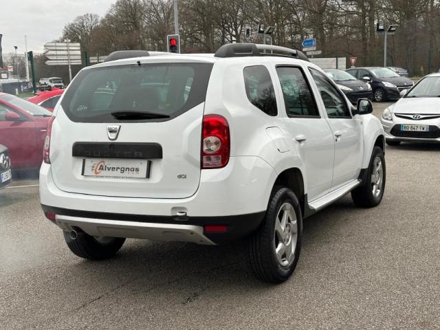 Dacia Duster image 1