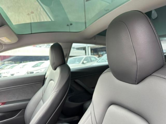 Tesla Model 3 image 2