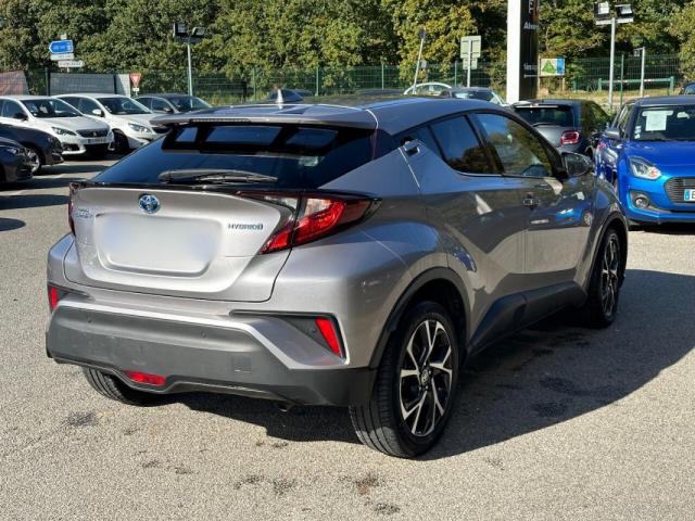 Toyota C-Hr image 9