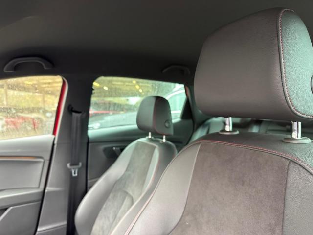 Seat Leon image 4