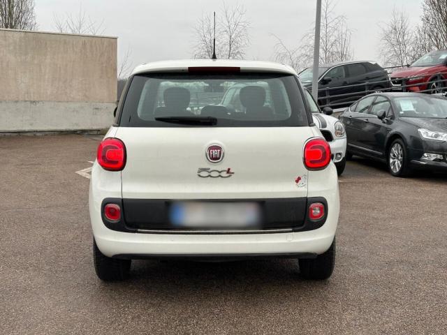 Fiat 500l image 2