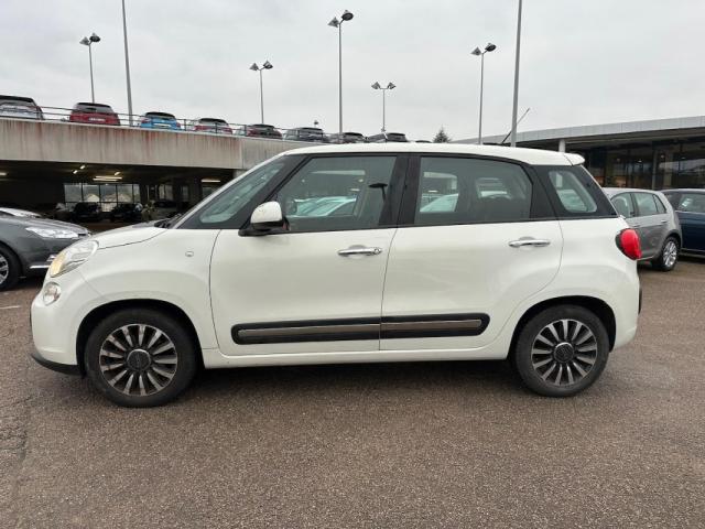 Fiat 500l image 8