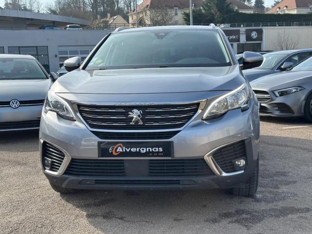 Peugeot 5008 image 1
