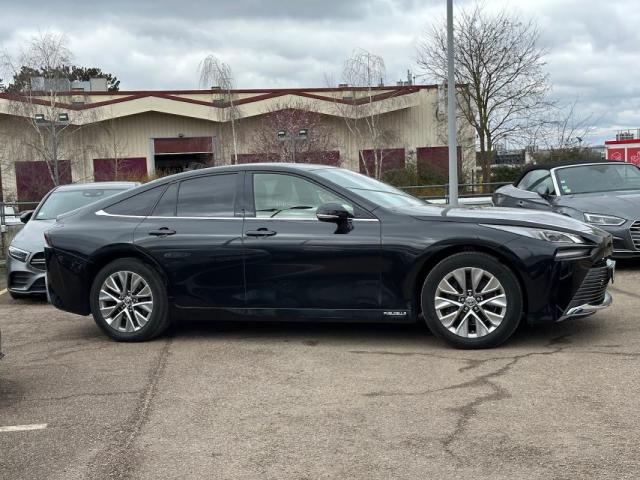 Toyota Mirai image 9
