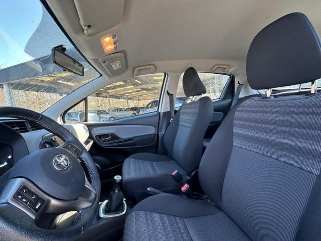 Toyota Yaris image 9