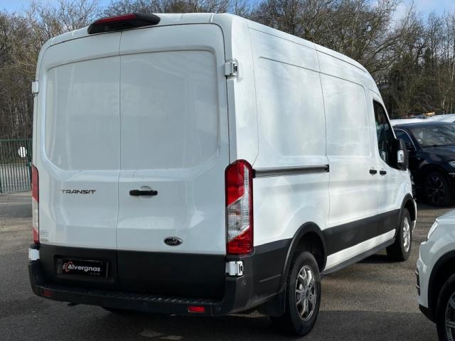 Ford Transit image 6