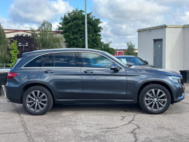 Mercedes Benz Glc image 8