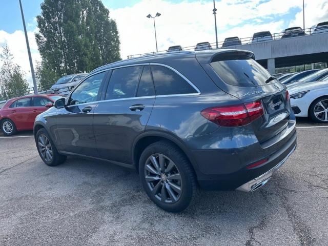 Mercedes Benz Glc image 6