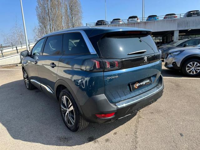 Peugeot 5008 image 2