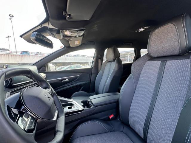 Peugeot 5008 image 9