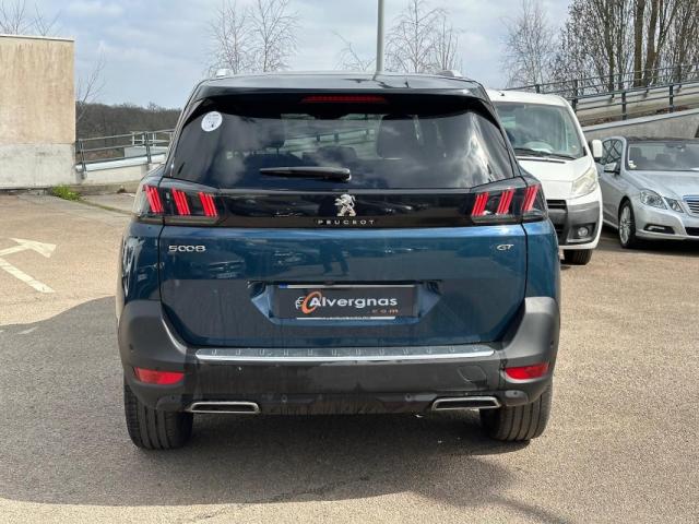 Peugeot 5008 image 1