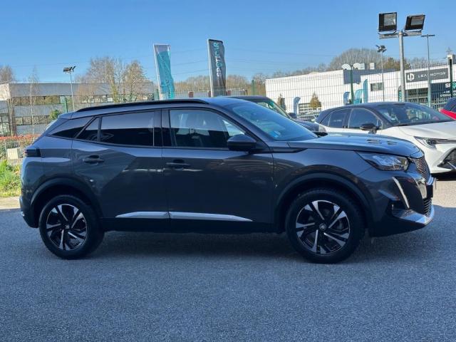Peugeot 2008 image 1