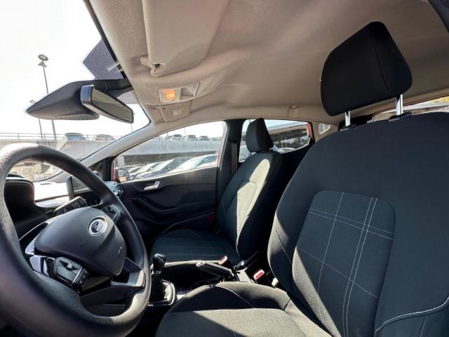 Ford Fiesta image 3