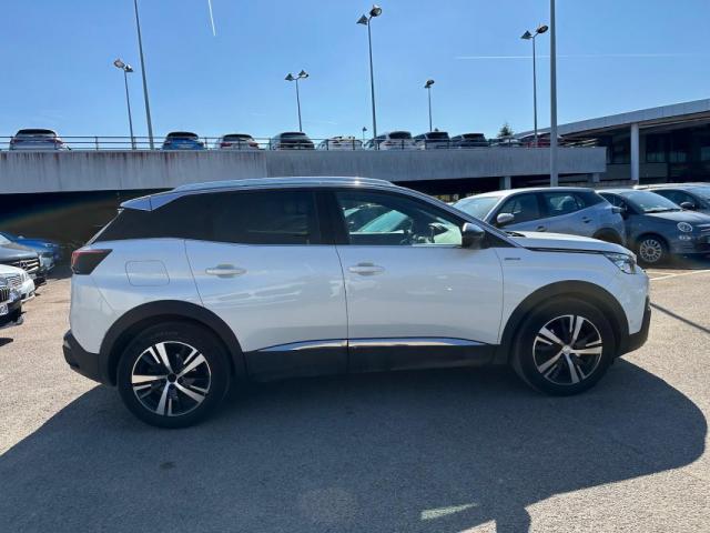Peugeot 3008 image 6