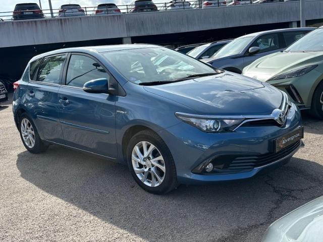 Toyota Auris image 1