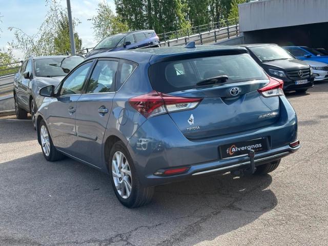 Toyota Auris image 7