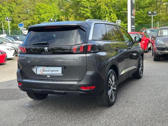 Peugeot 5008 image 9