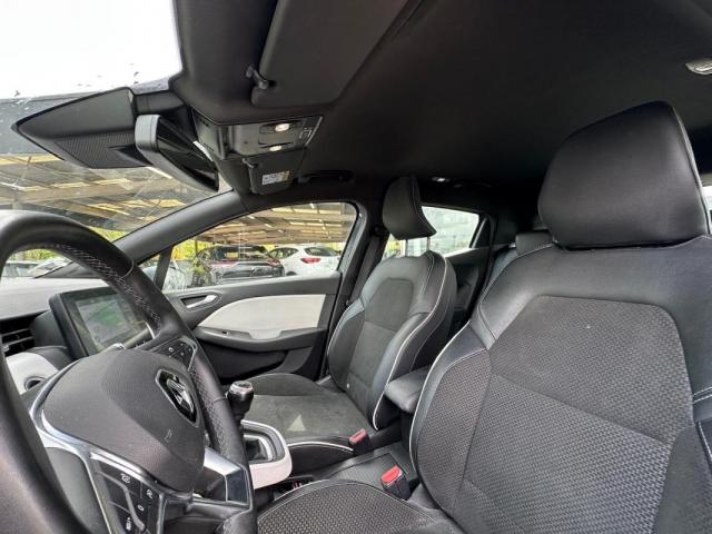 Renault Clio image 9