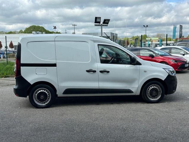 Renault Express Van image 2