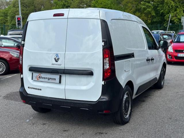 Renault Express Van image 6