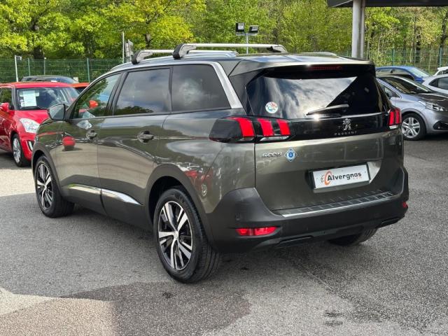 Peugeot 5008 image 8