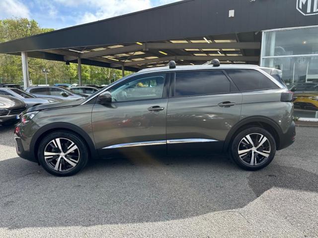 Peugeot 5008 image 9