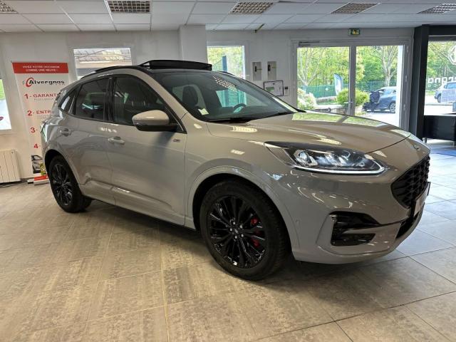 Ford Kuga image 2