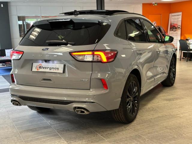 Ford Kuga image 4
