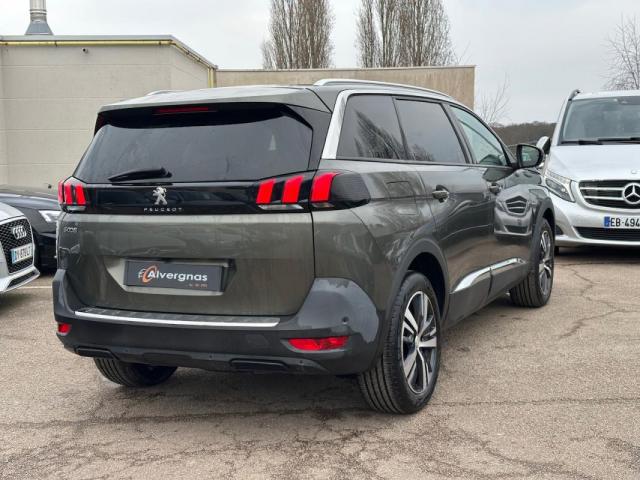Peugeot 5008 image 6