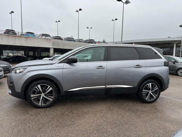 Peugeot 5008 image 8