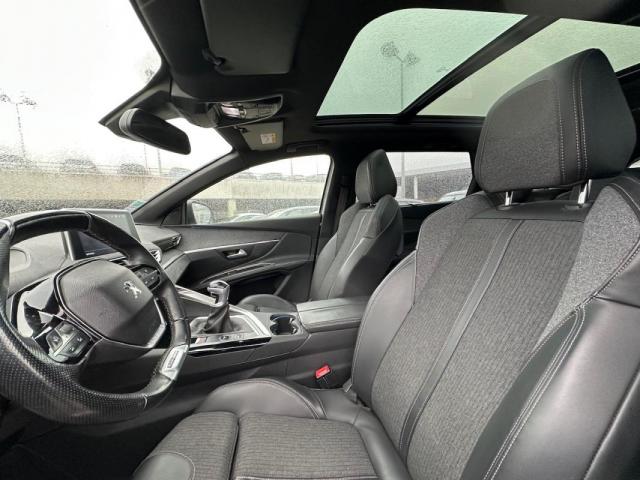 Peugeot 5008 image 2