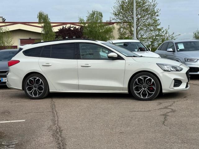 Ford Focus image 6