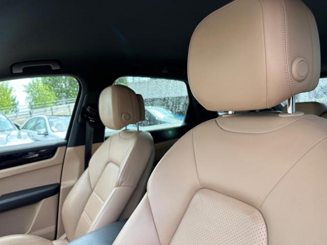 Porsche Cayenne image 7