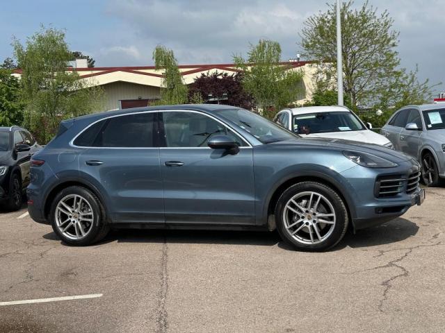 Porsche Cayenne image 8