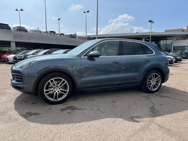Porsche Cayenne image 4