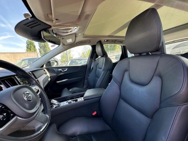 Volvo Xc60 image 2