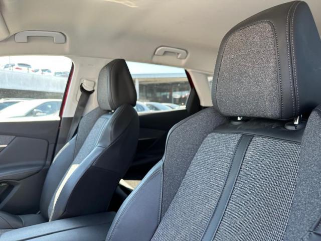 Peugeot 3008 image 8