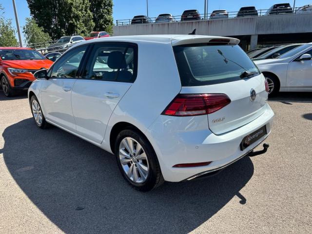 Volkswagen Golf image 9