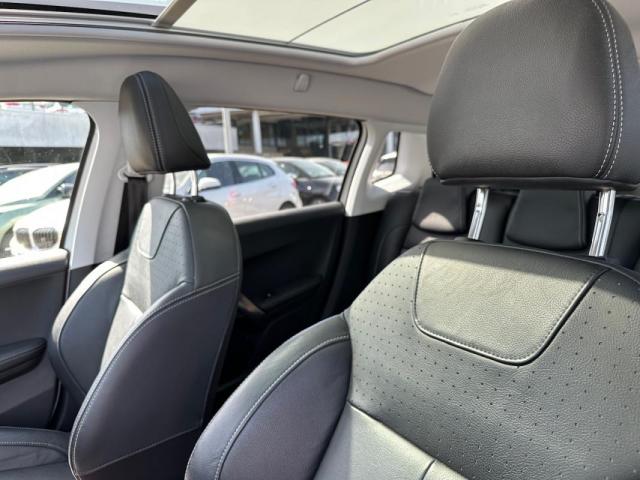 Peugeot 2008 image 6