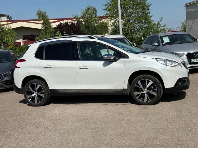 Peugeot 2008 image 4